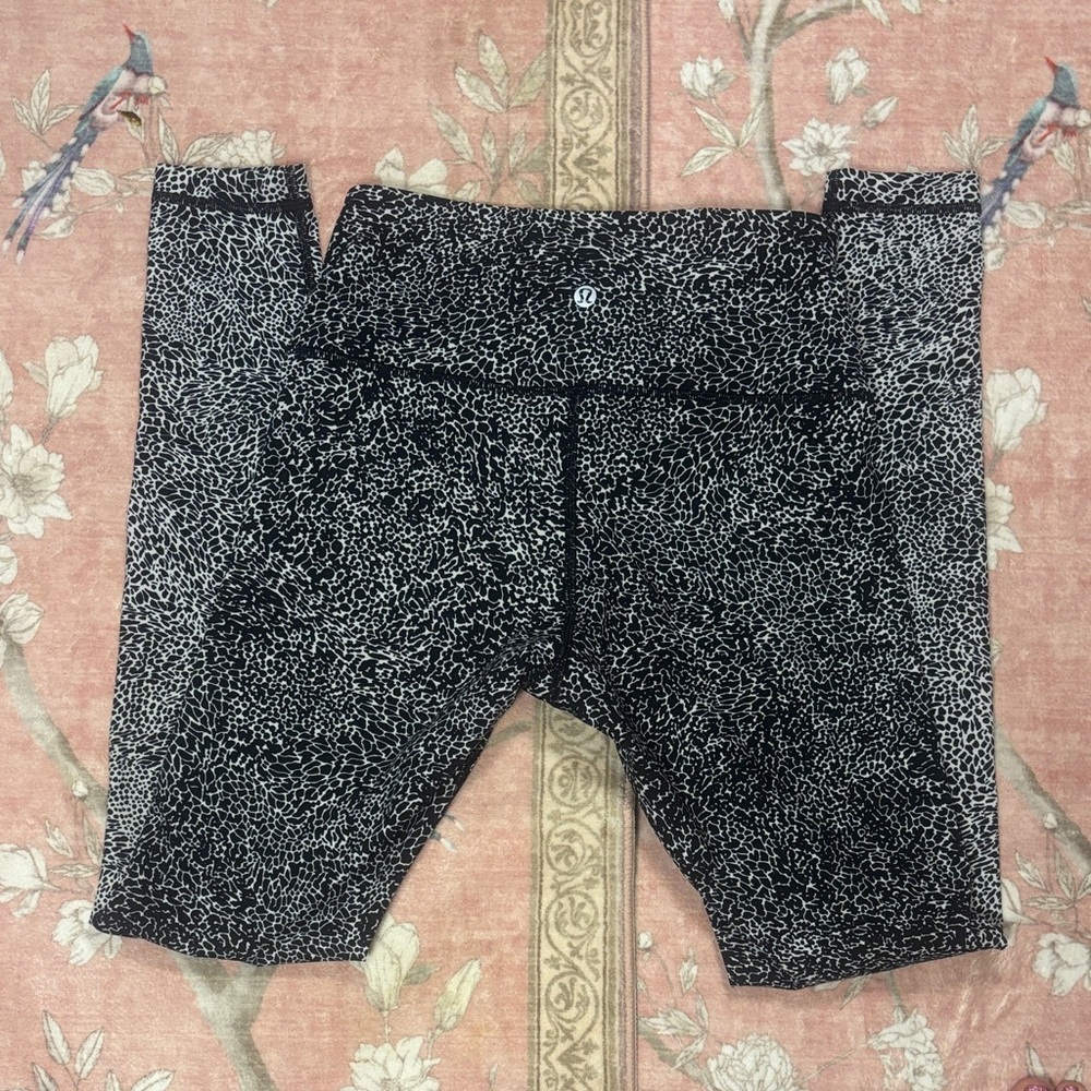 Lululemon Athletica Black and Gray Leggings